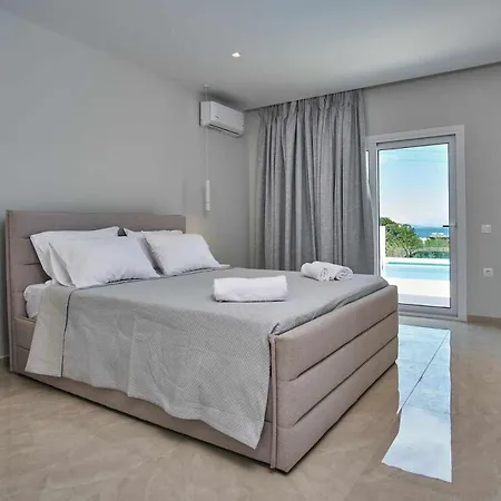 Mini Villa Tsaros Agios Stefanos Avliotes  Buitenkant foto